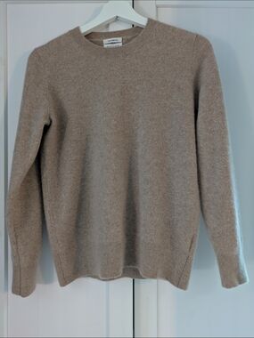 Hudson North Cashmere Crewneck Sweater in Taupe